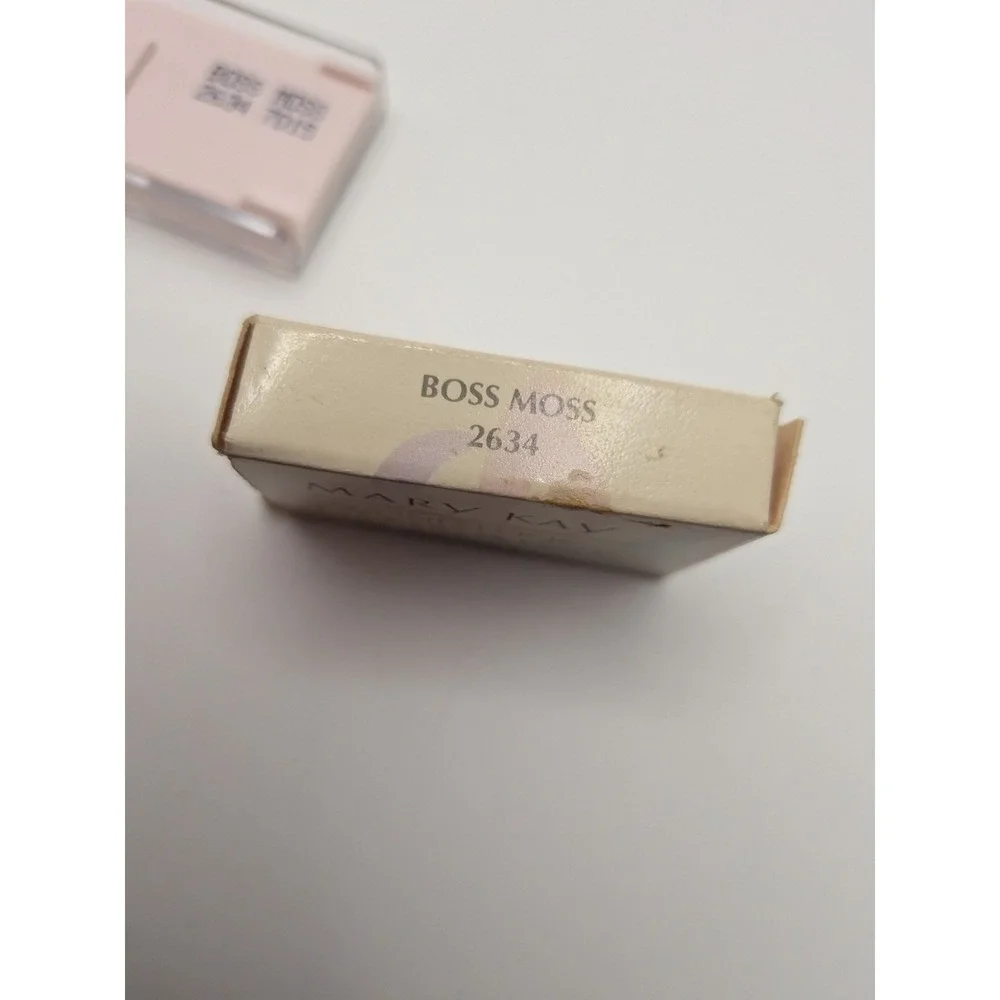 MARY KAY Second Look Eyeshadow Powder BOSS MOSS Duet 2634 0.07 oz In Box Vintage